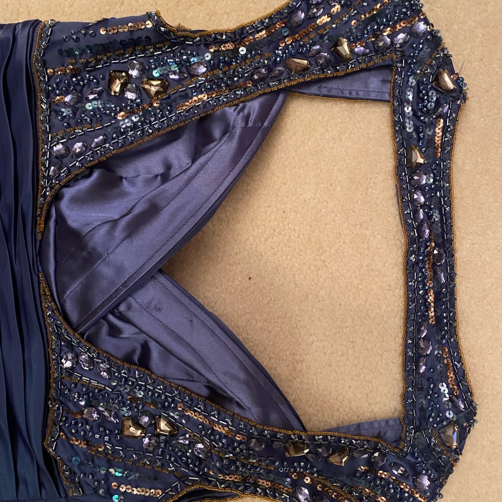 Blue satin dress - Picture 3 of 6